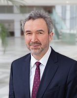 <p class="name1">Ответственный секретарь</p> <p class="name2">В.А. Попов</p> <p><i class="icon icon-student"></i>д.м.н., профессор</p> <p><i class="icon icon-city"></i>НМИЦ хирургии им. А.В.&nbsp;Вишневского, Москва